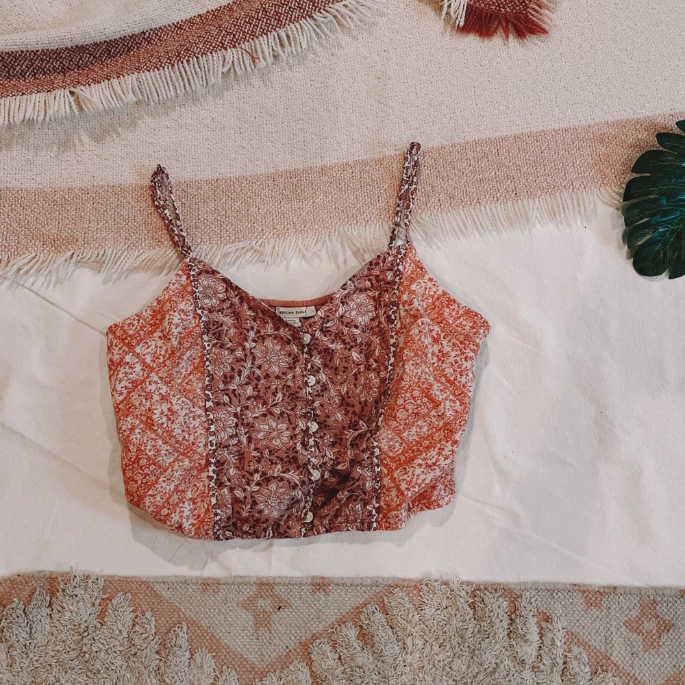 American Eagle crop top